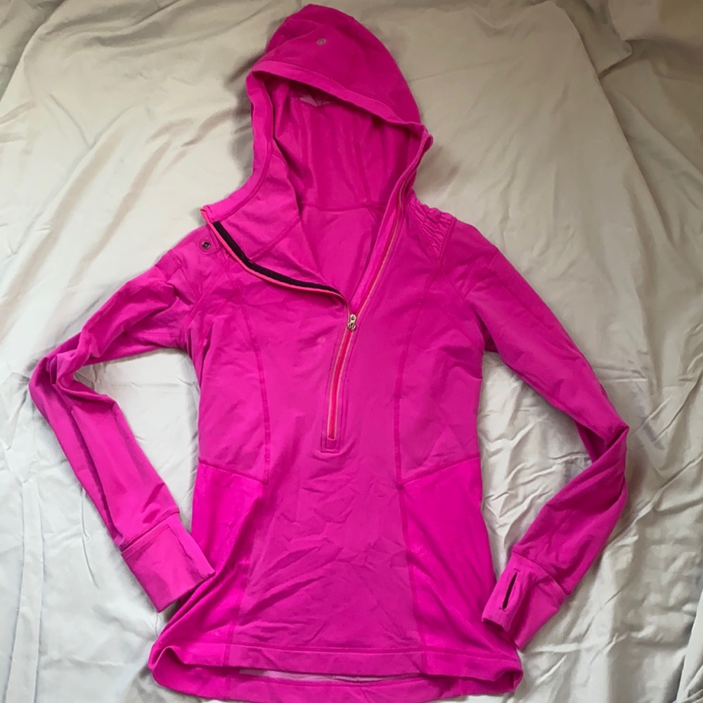 Lululemon top